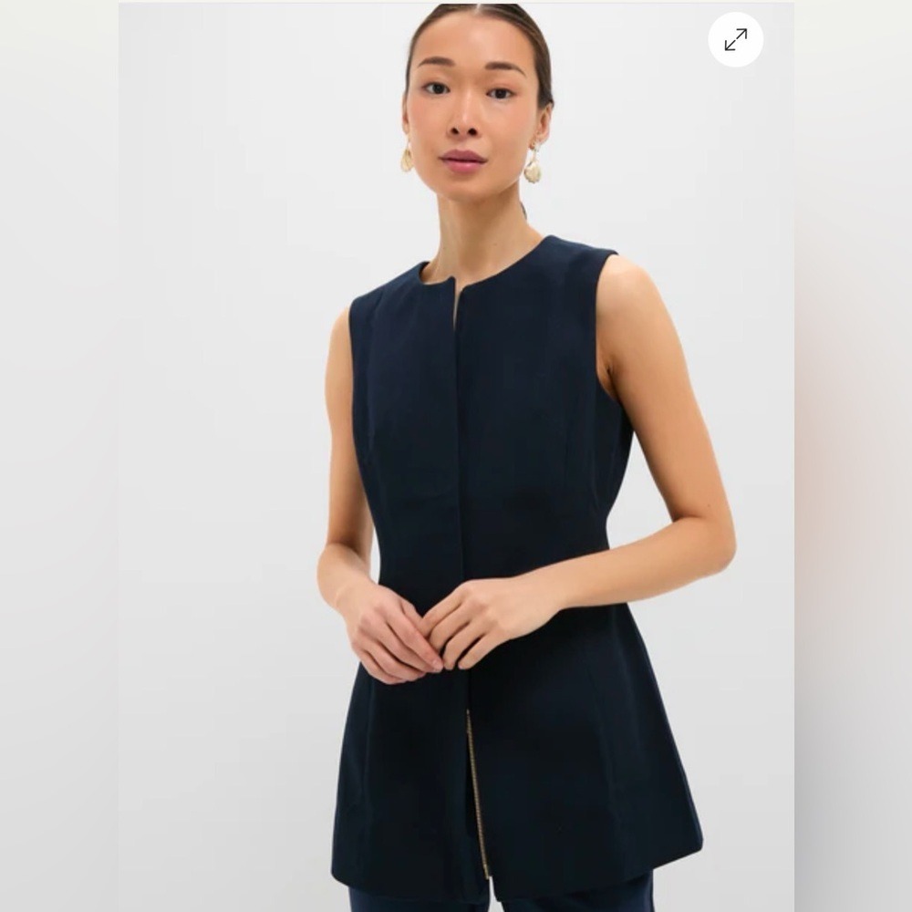 Tuckernuck Navy Rhoda Tunic Top Sleeveless Button Down size 2 NWT